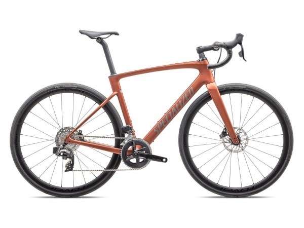 ROUBAIX SL8 EXPERT (2025)